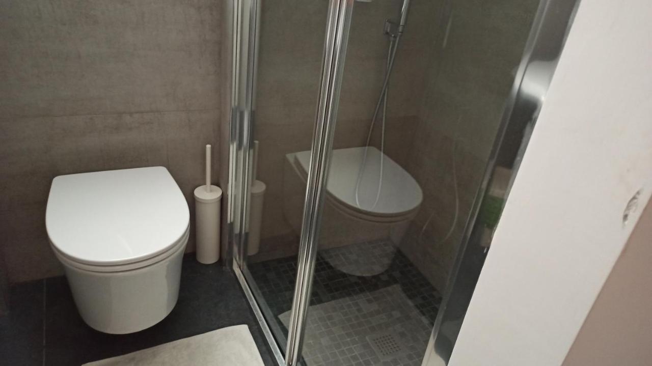 Apple Guest House Μπάρι Εξωτερικό φωτογραφία